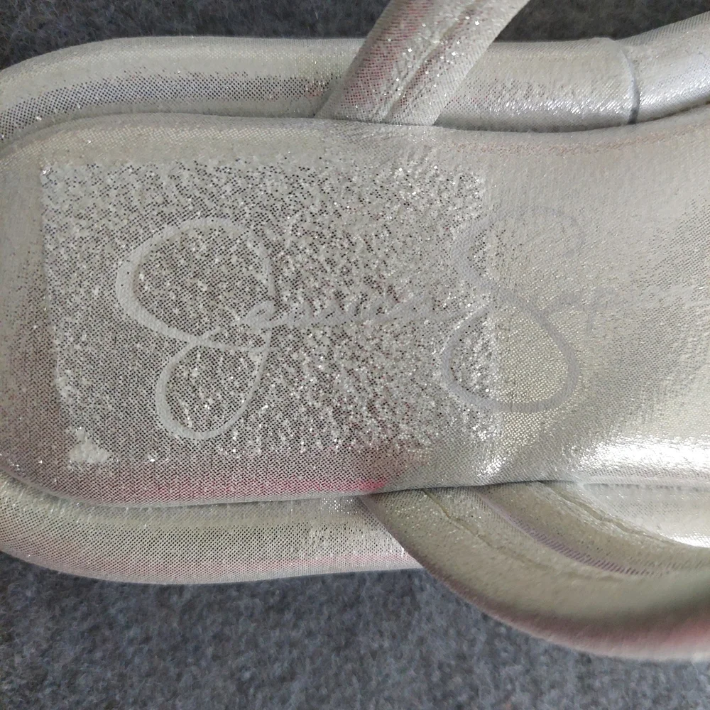 Jessica Simpson Metallic Silver Puffy Triple Strap Platform Slides - NWOB Size 2